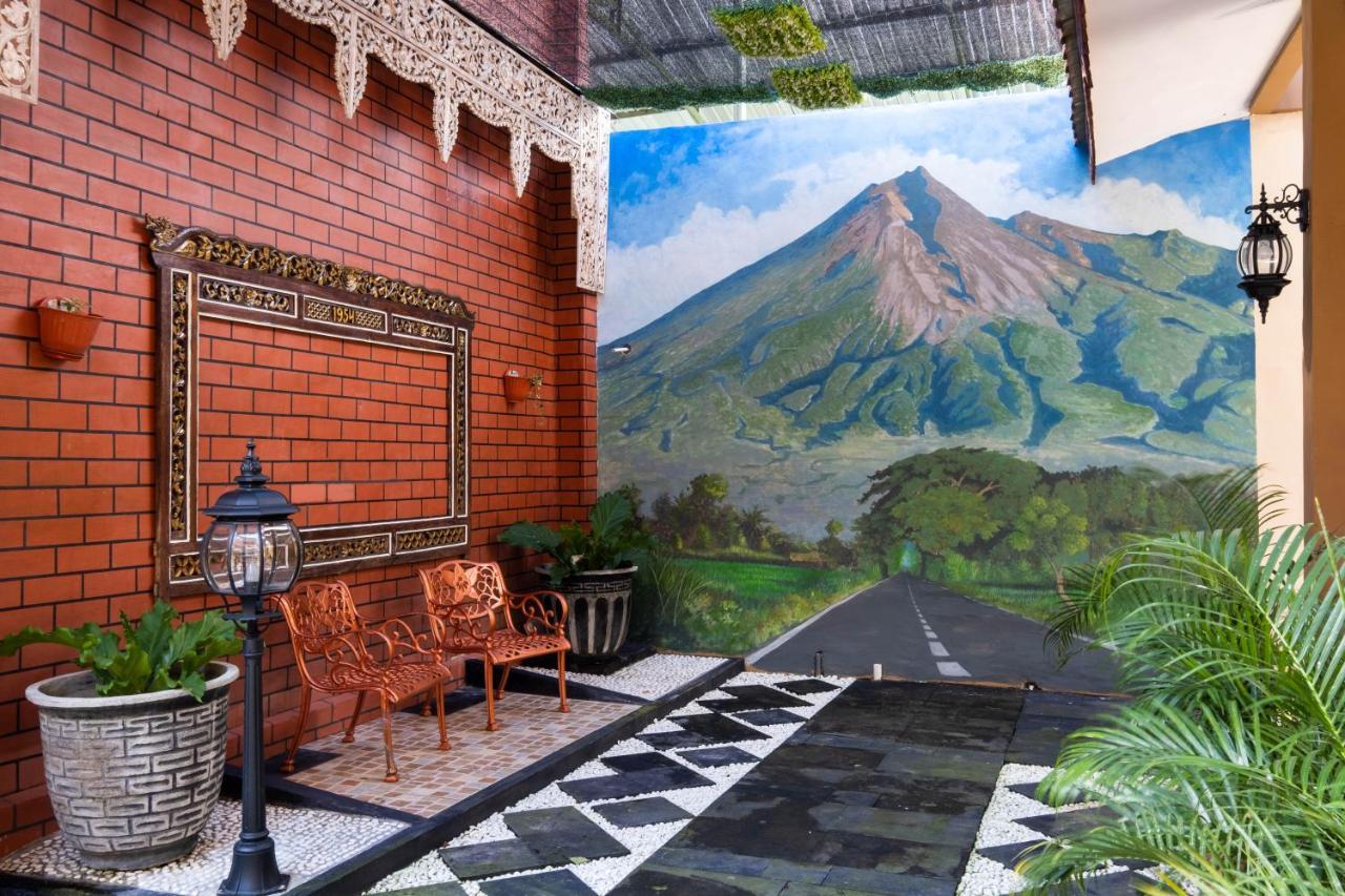 Sartini Inn Jogja Jogjacarta Exterior foto