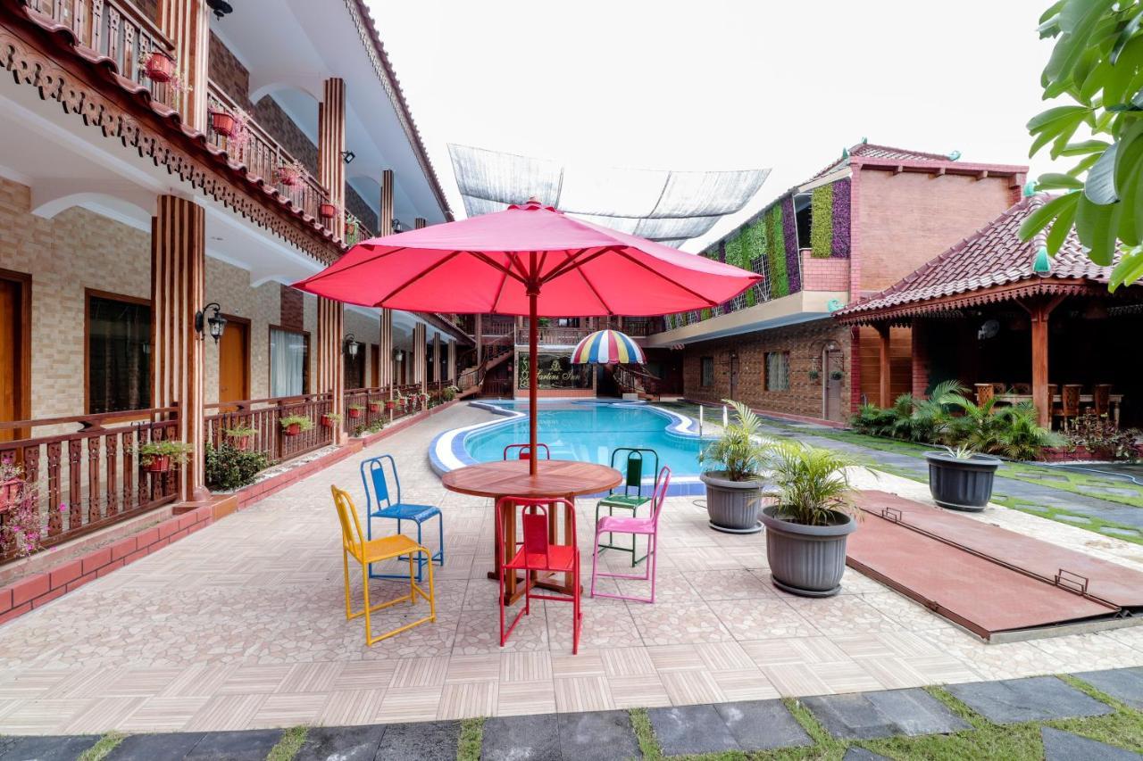Sartini Inn Jogja Jogjacarta Exterior foto