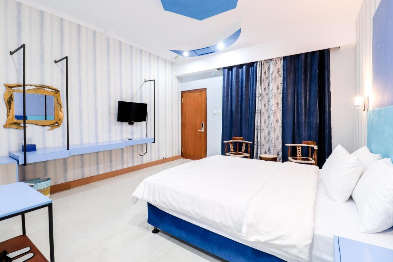 Sartini Inn Jogja Jogjacarta Exterior foto