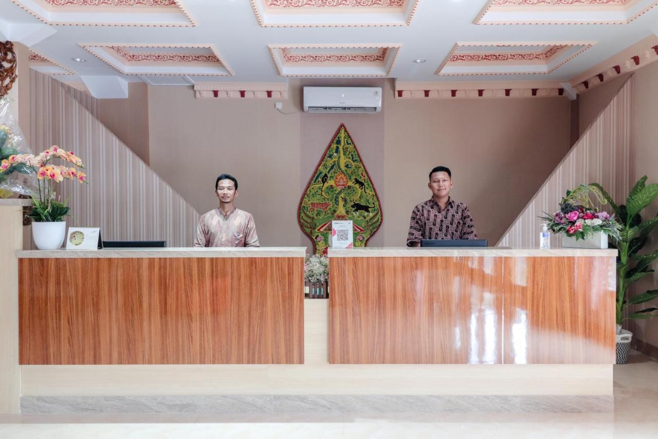 Sartini Inn Jogja Jogjacarta Exterior foto