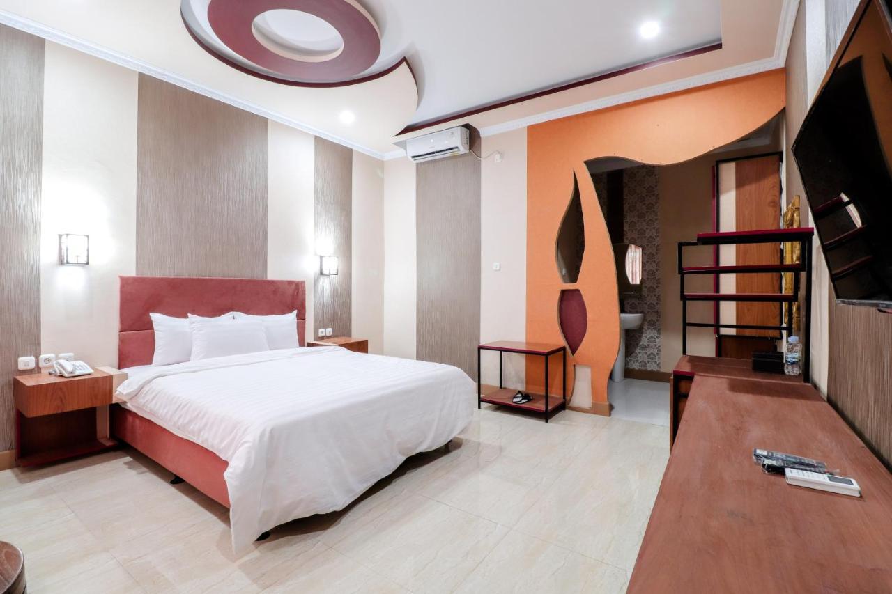Sartini Inn Jogja Jogjacarta Exterior foto